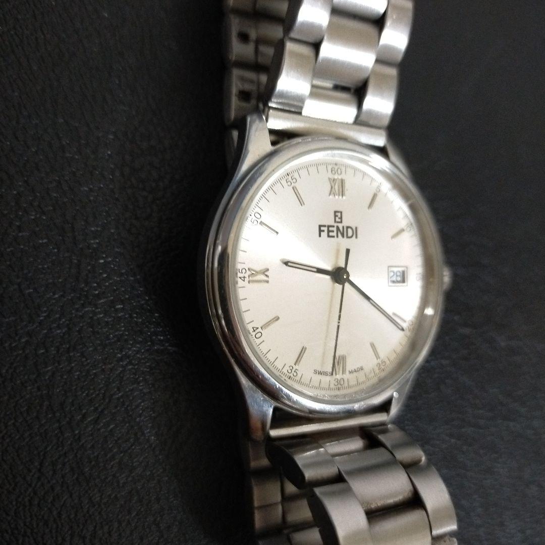 人気　FENDI フェンディ 210G クオーツ メンズ 腕時計　中古品