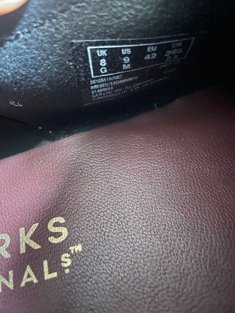 週末限定！2回着用！クラークスオリジナルズ　スエードワラビーシューズ 26.5