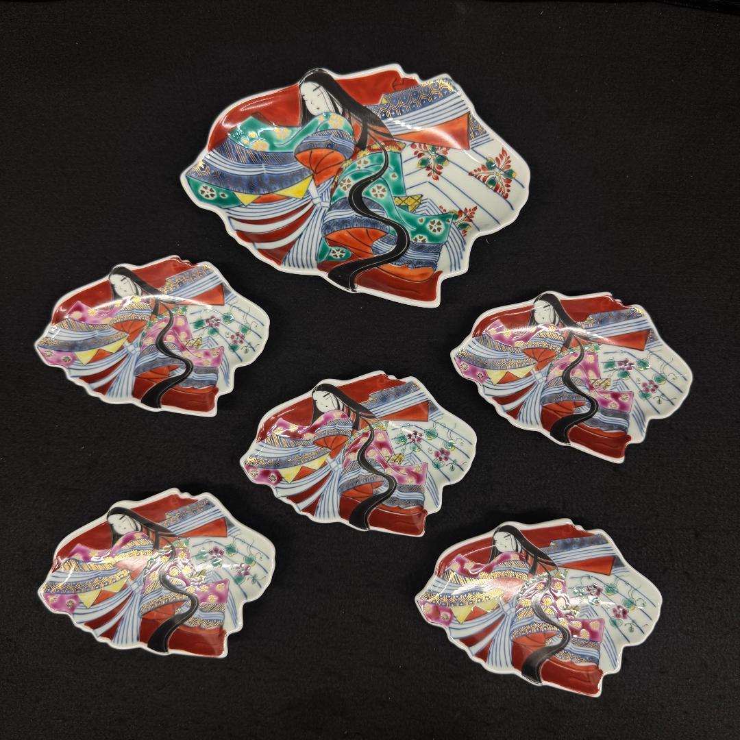源氏物語 花宴　変形姫沢瀉紋　銘々皿 大皿1枚小皿5枚。6枚セット