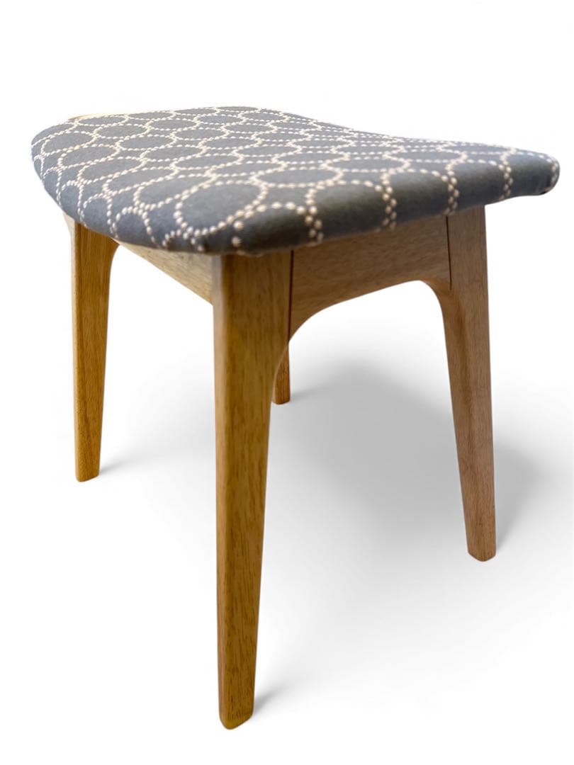 ミナペルホネン生地使用スツール　イス　オットマン チェア　インテリア　家具