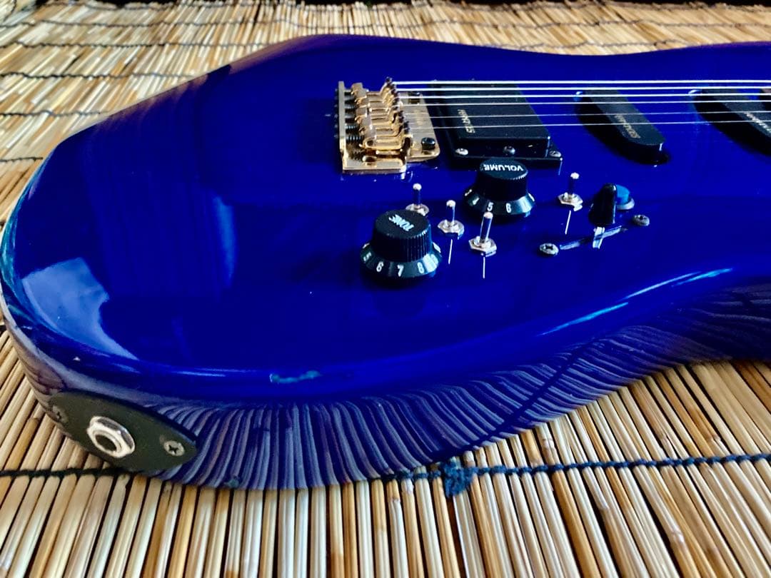 ☆ 花梨☆ 美品　改造で新機能満載　FERNANDES SSH ST