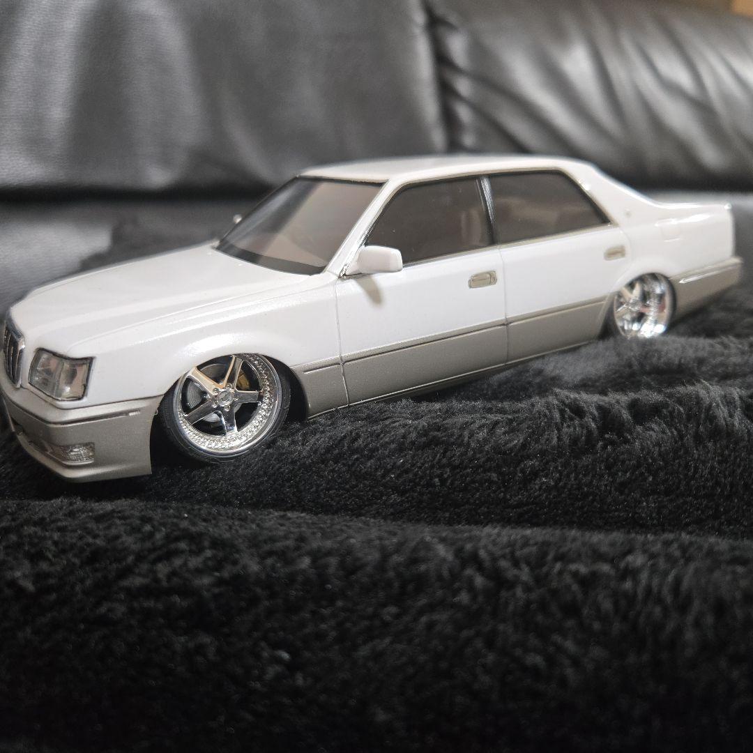 プラモデル車/15マジェスタ