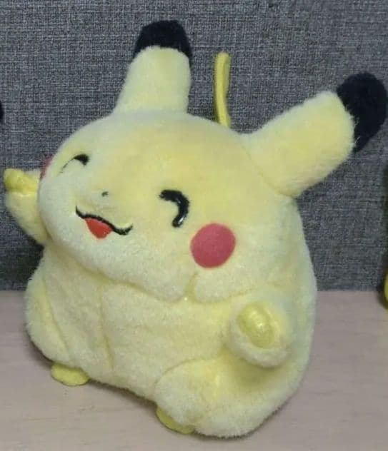初期にっこりバンザイピカチュウ 当時物 レア ぬいぐるみ