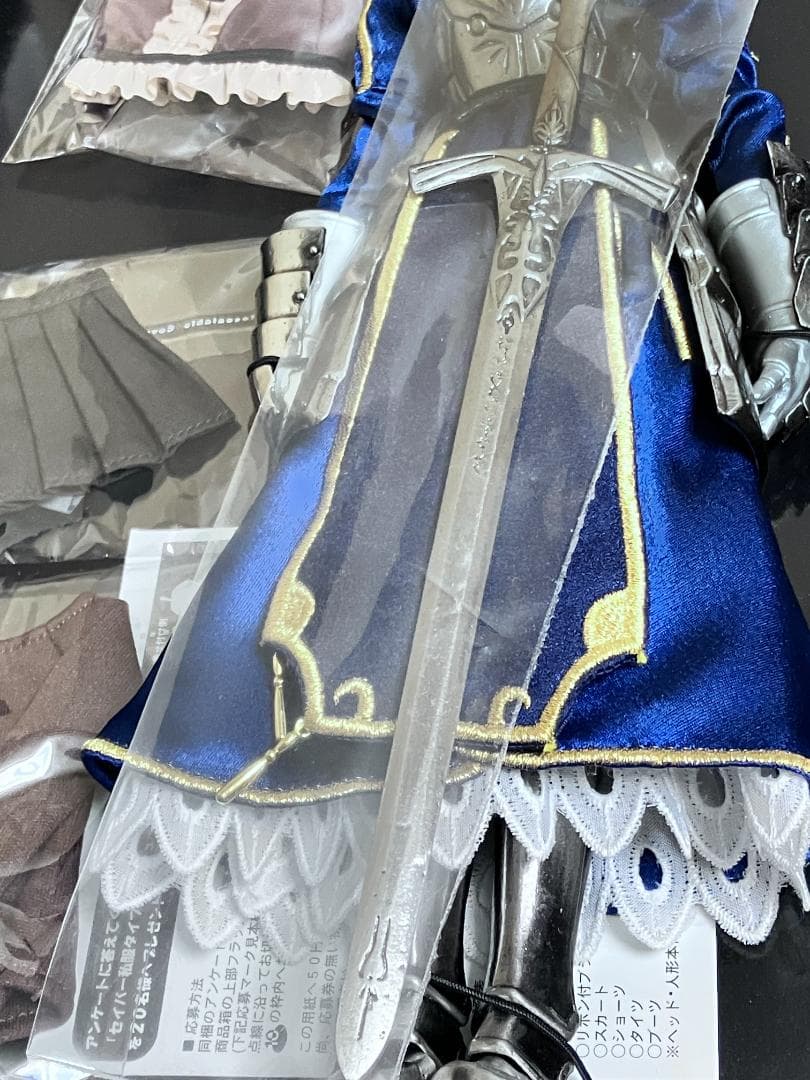 アゾン HAF Fate セイバー 1/6スケール アクションフィギュア