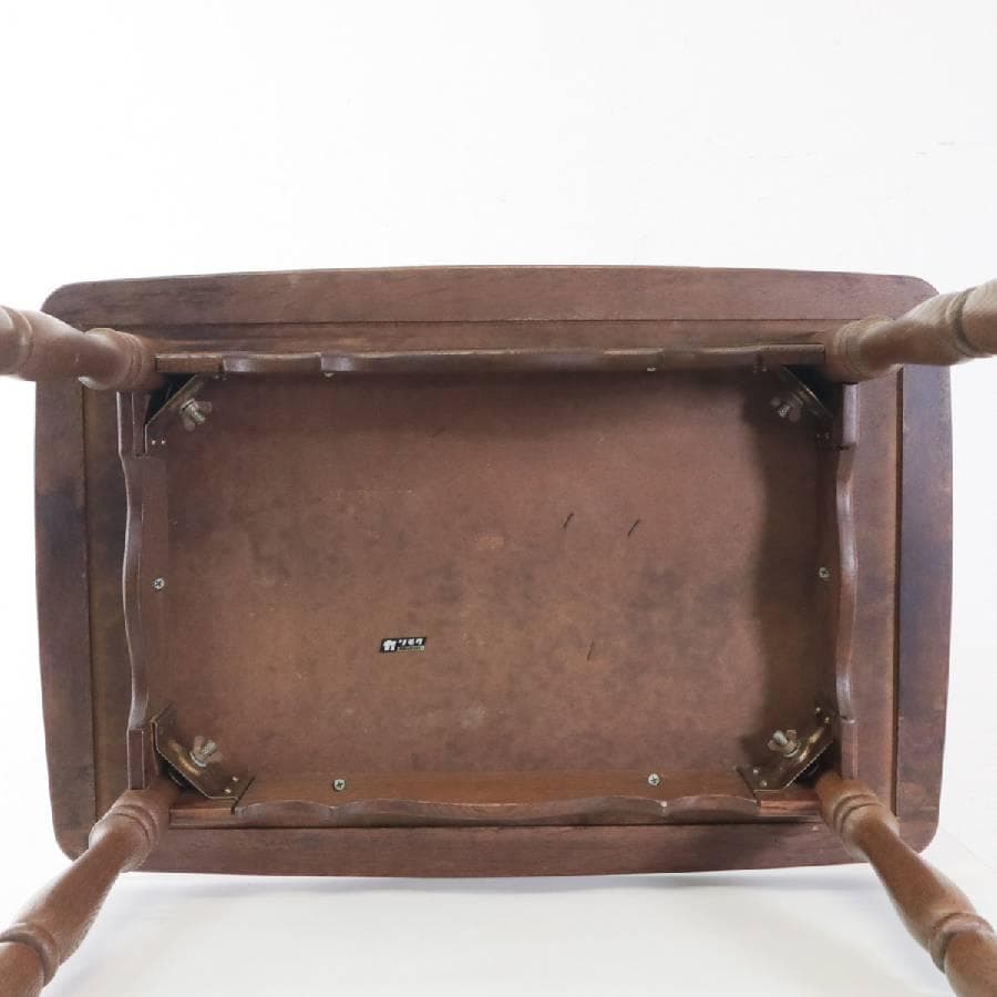 カリモク家具 コロニアル リビングテーブル 幅67cm ブナ材 ウォールナット色