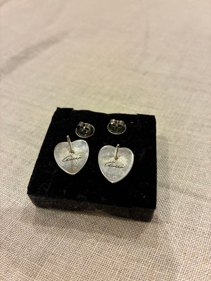 GUCCI ピアス シルバー ハート