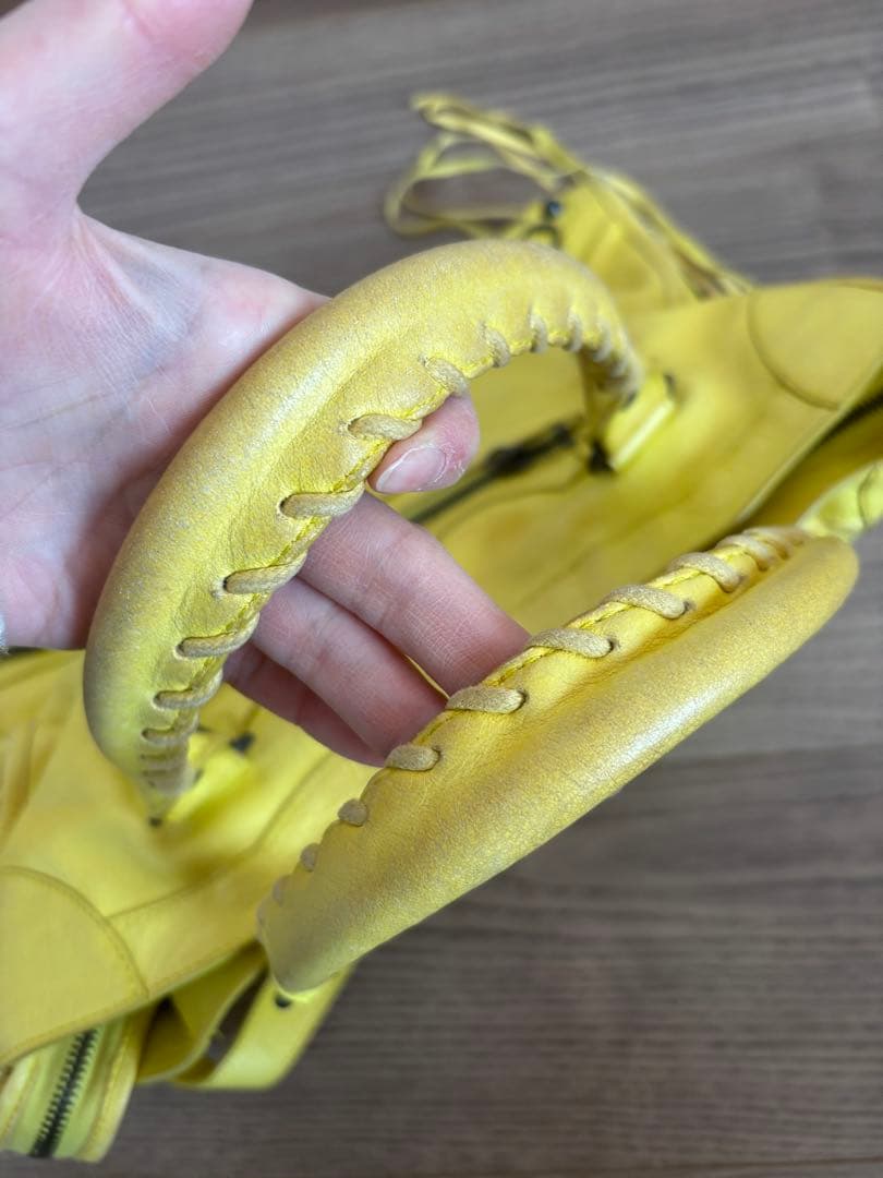 【汚れあり】　BALENCIAGAシティ　イエロー