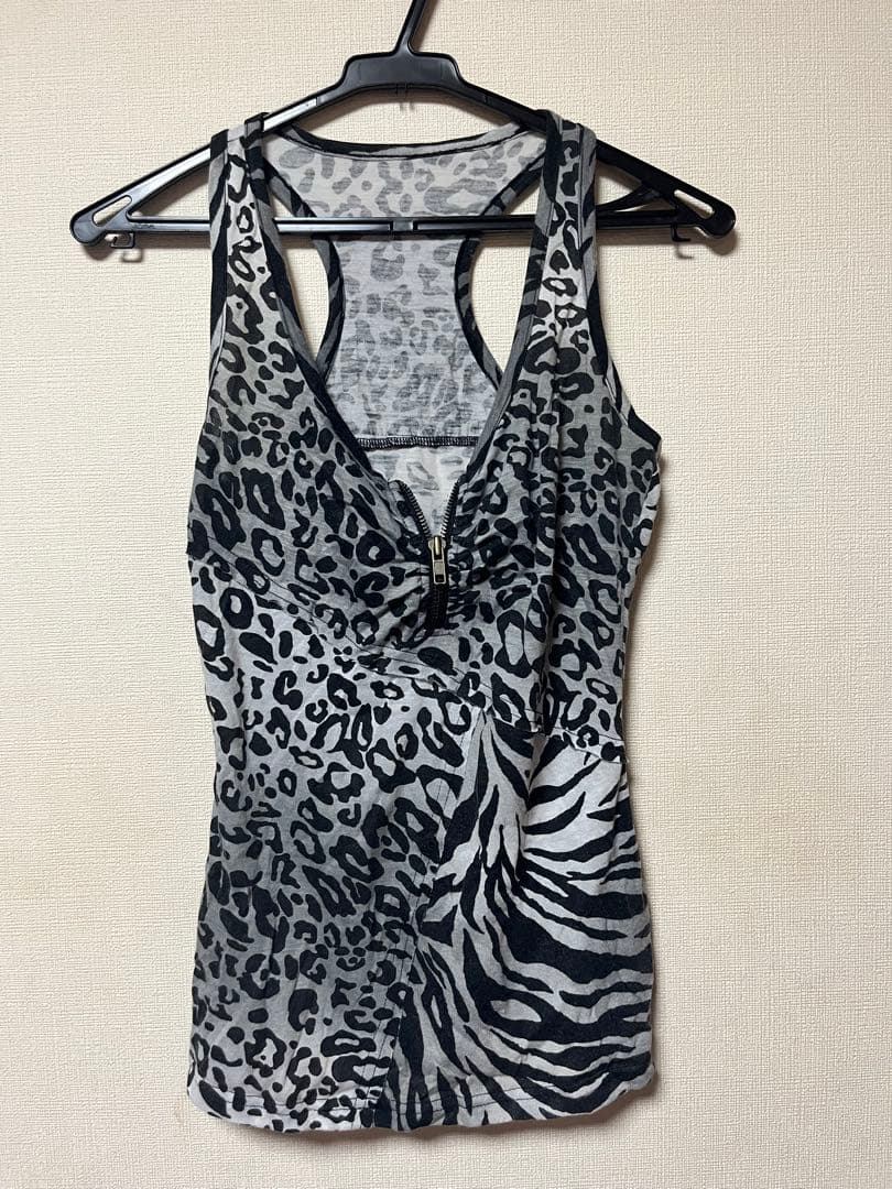 d.i.a. タンク ギャル