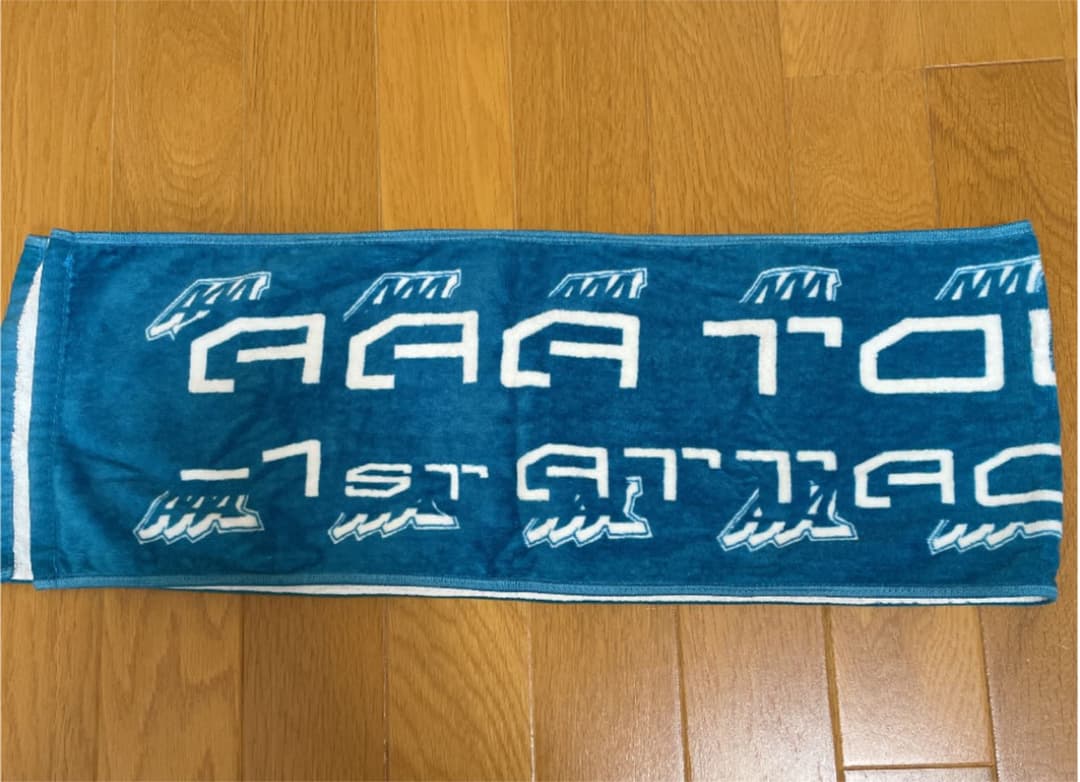 【美品】AAA 1st ATTACK マフラータオル 青