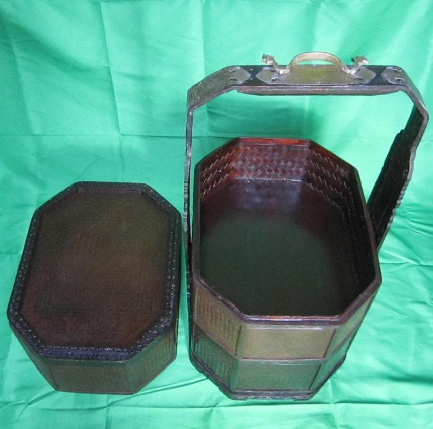 骨董　おかもち　岡持ち 木製三段