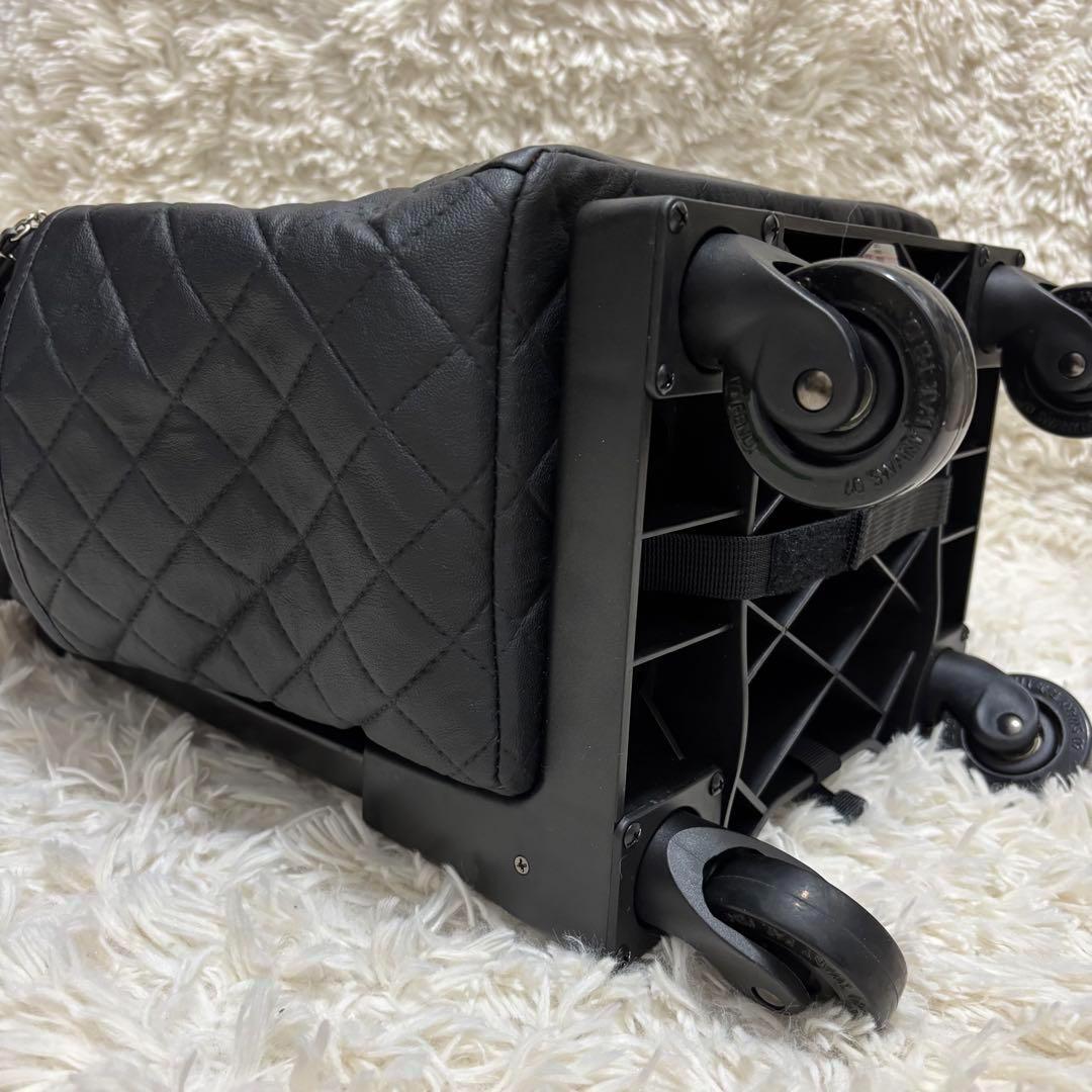 ☆美品☆ SWANY スワニー　キャリーケース　ダイヤキルト　ブラック