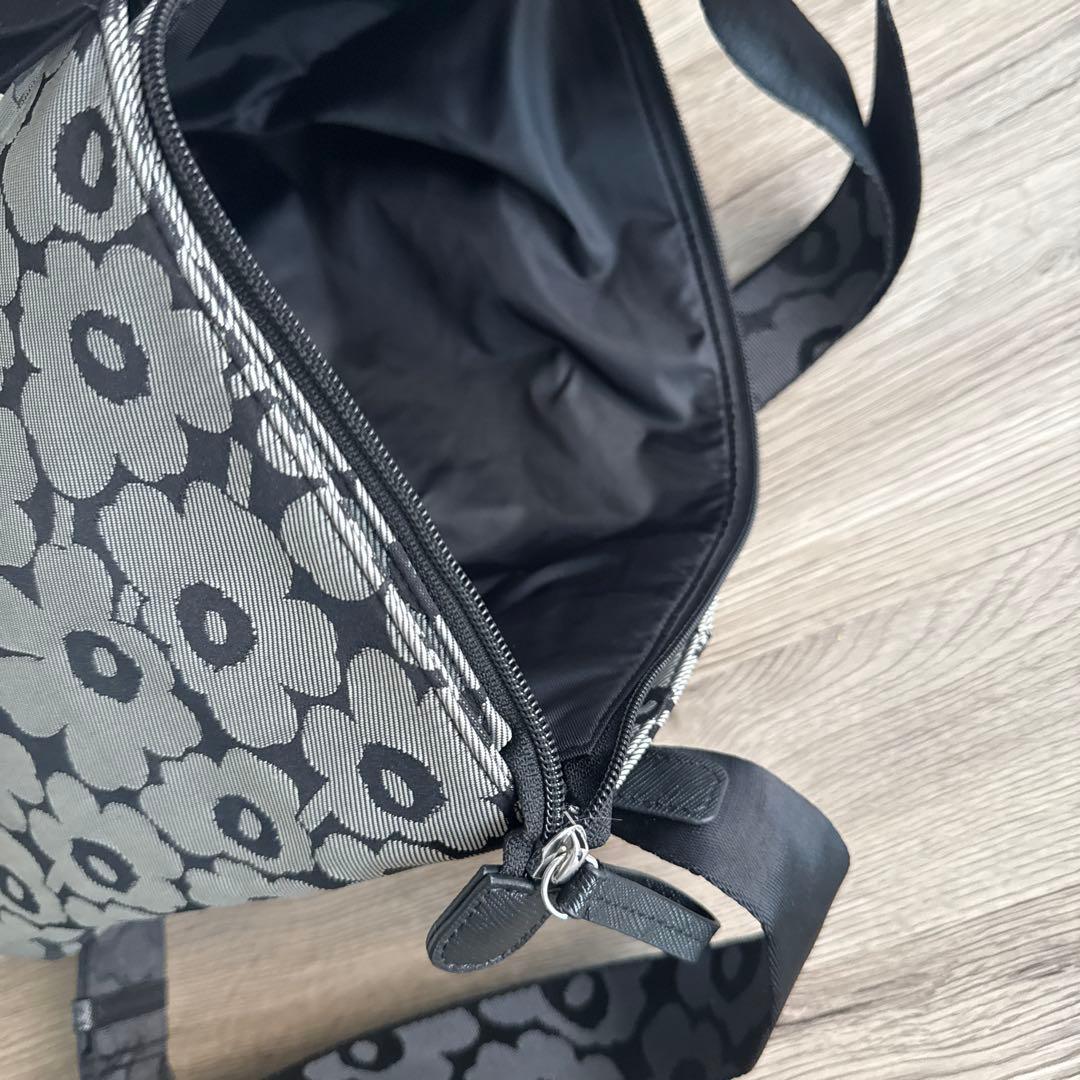 【正規品】マリメッコ　ショルダーバッグ　定価37400円 株式会社ルックのタグ有