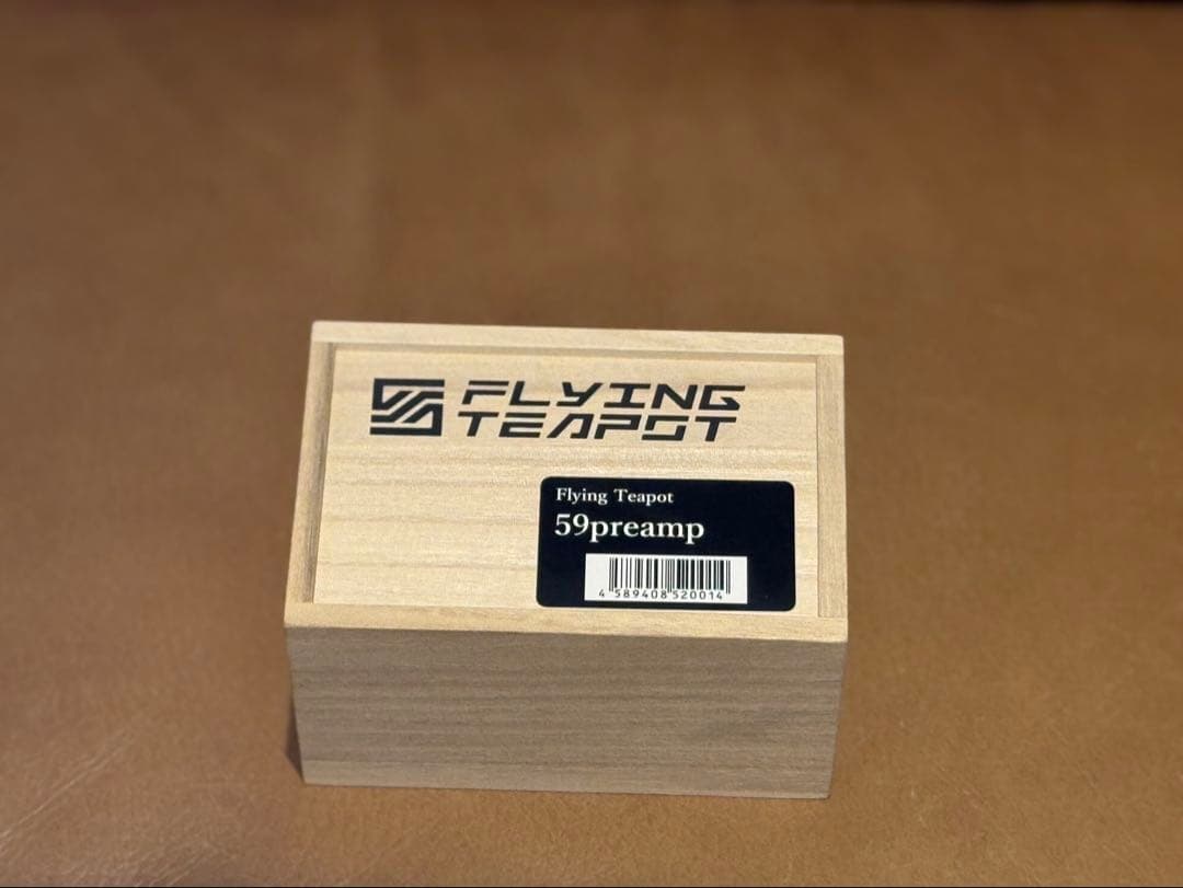 Flying Teapot 59 preamp ギターエフェクター