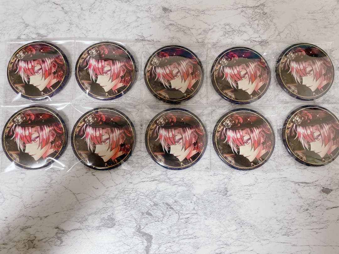 【値下げ】あくねこ バレンタイン 缶バッジ アモン