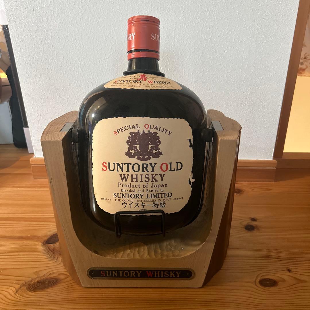 空瓶　Suntory Old Whisky 4000ml 木製スタンド付き