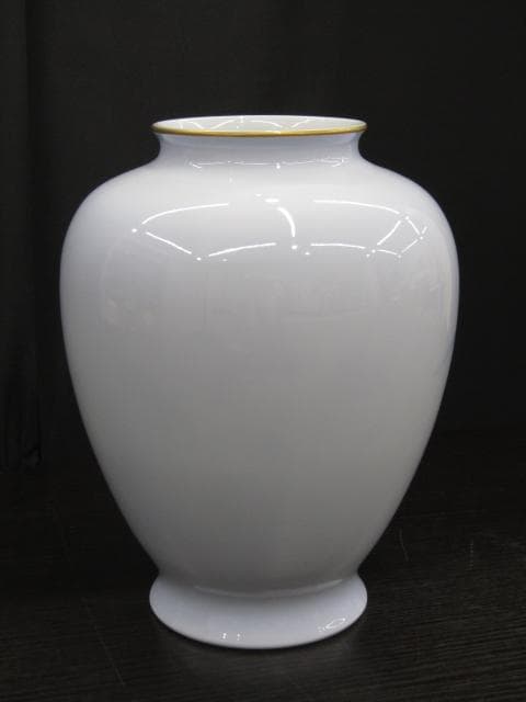 【未使用品】宮内庁御用達 有田焼 深川製磁 官窯染付 花瓶 壺 共箱付