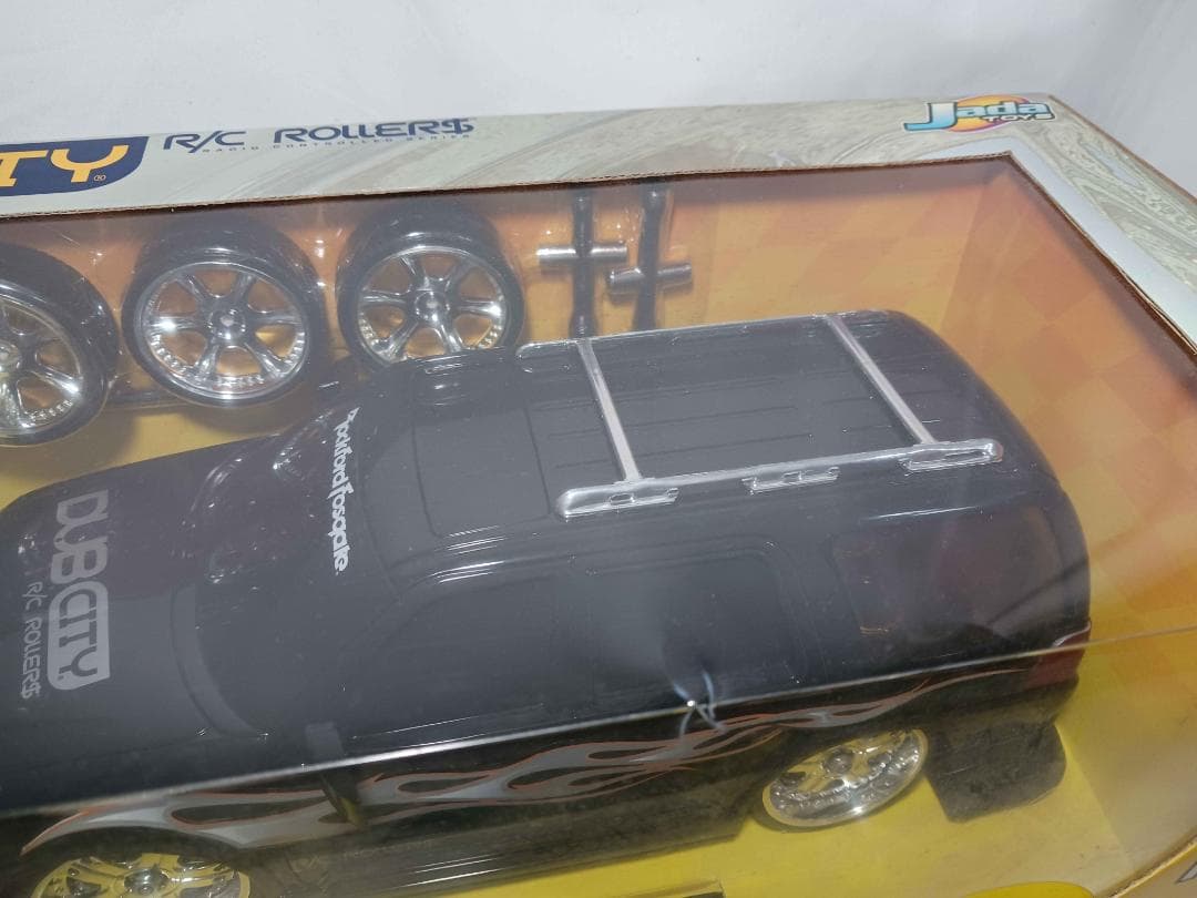 Jada DUBCity R/CRollers リンカーンナビゲーター 1/18