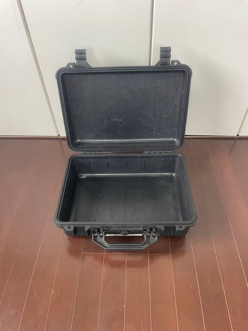 Pelican 1500 ケース ブラック 米軍放出品 フォーム無し M202