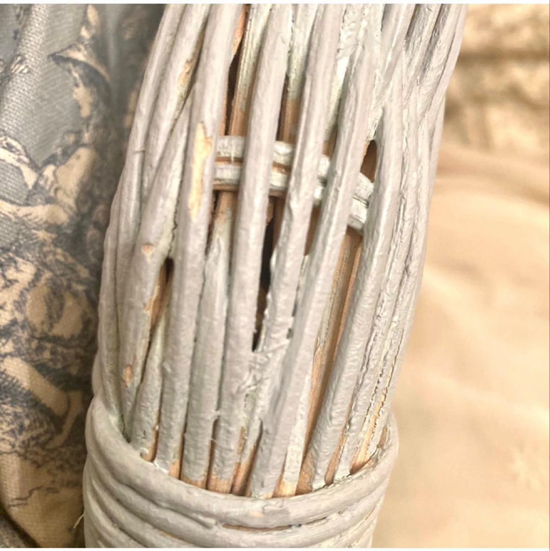 アンティーク　ラタン　ロイドルームチェア　椅子　キッズ用　子供用　水色　フランス