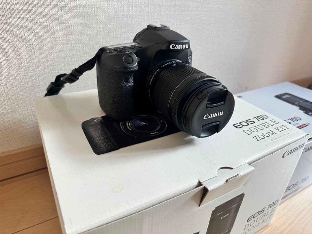 Canon EOS 70D ダブルズームキット