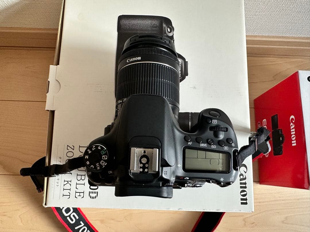 Canon EOS 70D ダブルズームキット