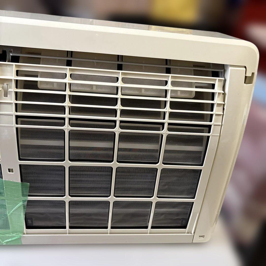 猫の手　Panasonic エアコン　CS-X567C2-W 室内機のみ