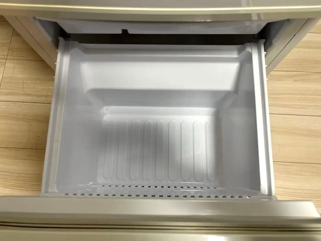 シャープ 冷蔵庫 SJ-14W-W 137L 一人暮らし 左開き 右開き