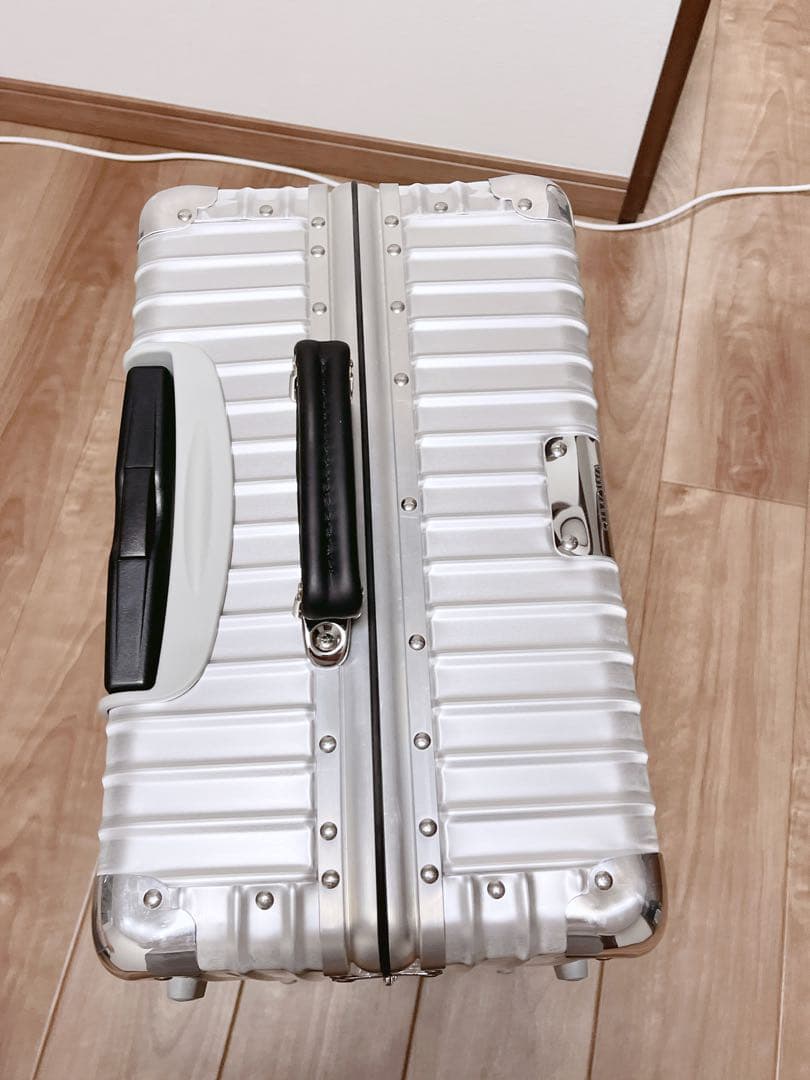 リモワ　キャリーケース　CLASSIC CHECK-IN M 61L