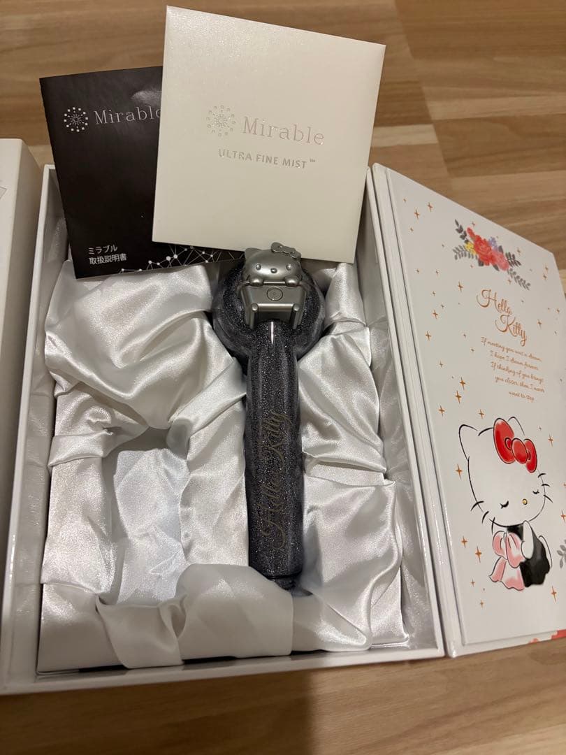 ミラブル　ウルトラシャインミスト　ハローキティ