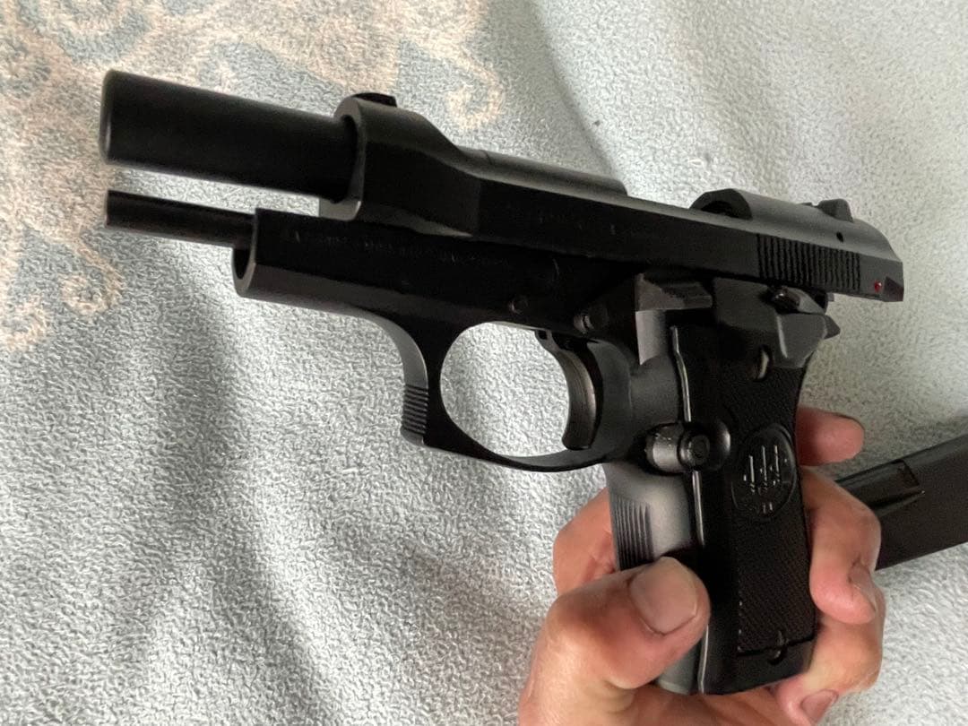 ウエスタンアームズ ベレッタM84F