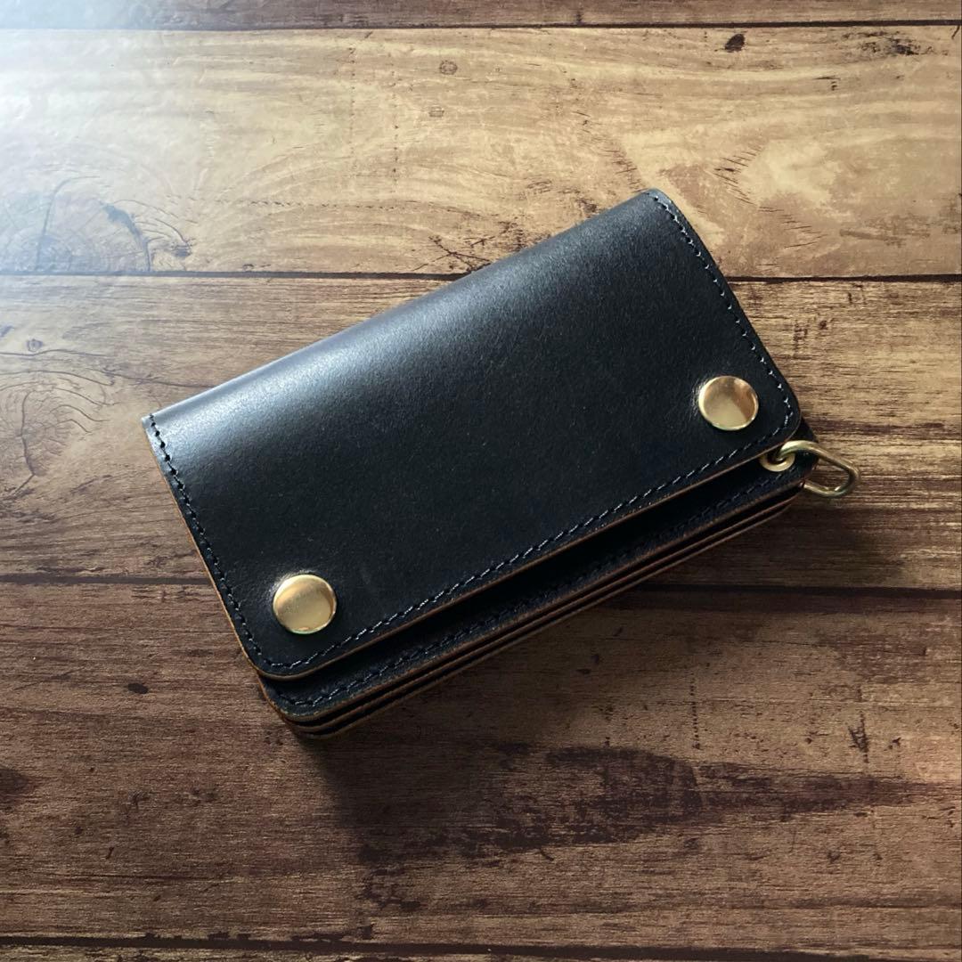 【お札を折らずに収納】姫路レザー トラッカーウォレット150（ミドル）3層