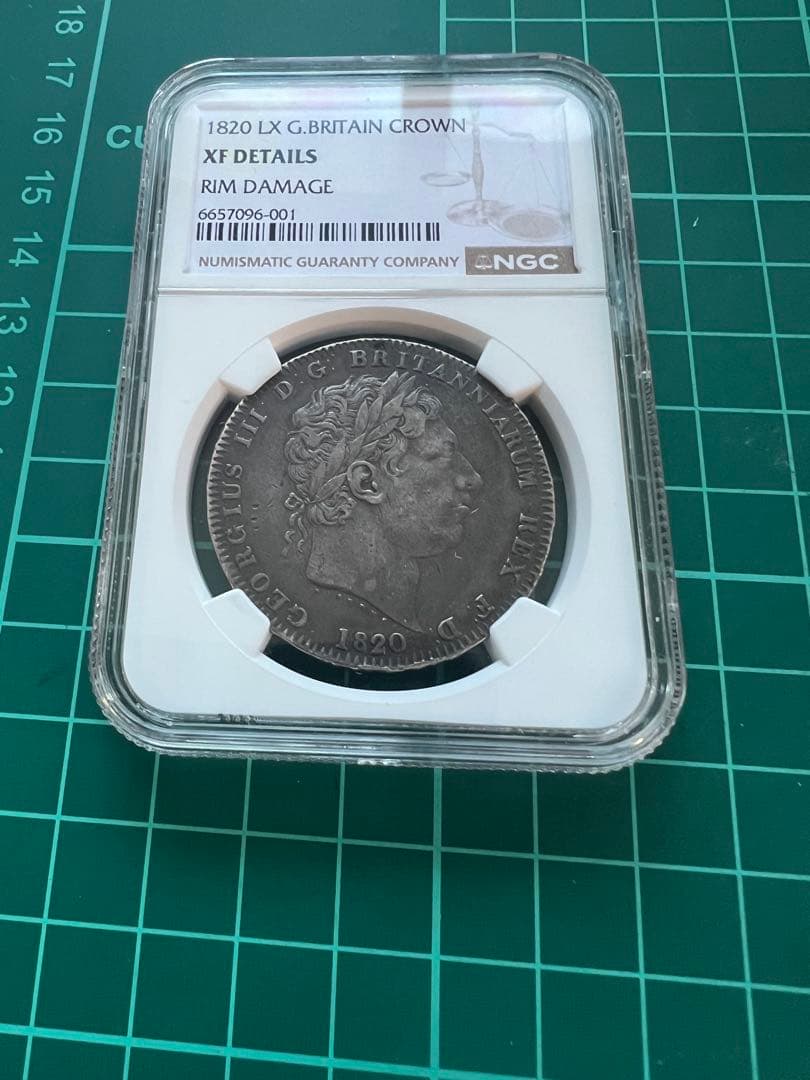 外国銀貨　スラブケース入り　NGC 英国　クラウン銀貨　 1820年