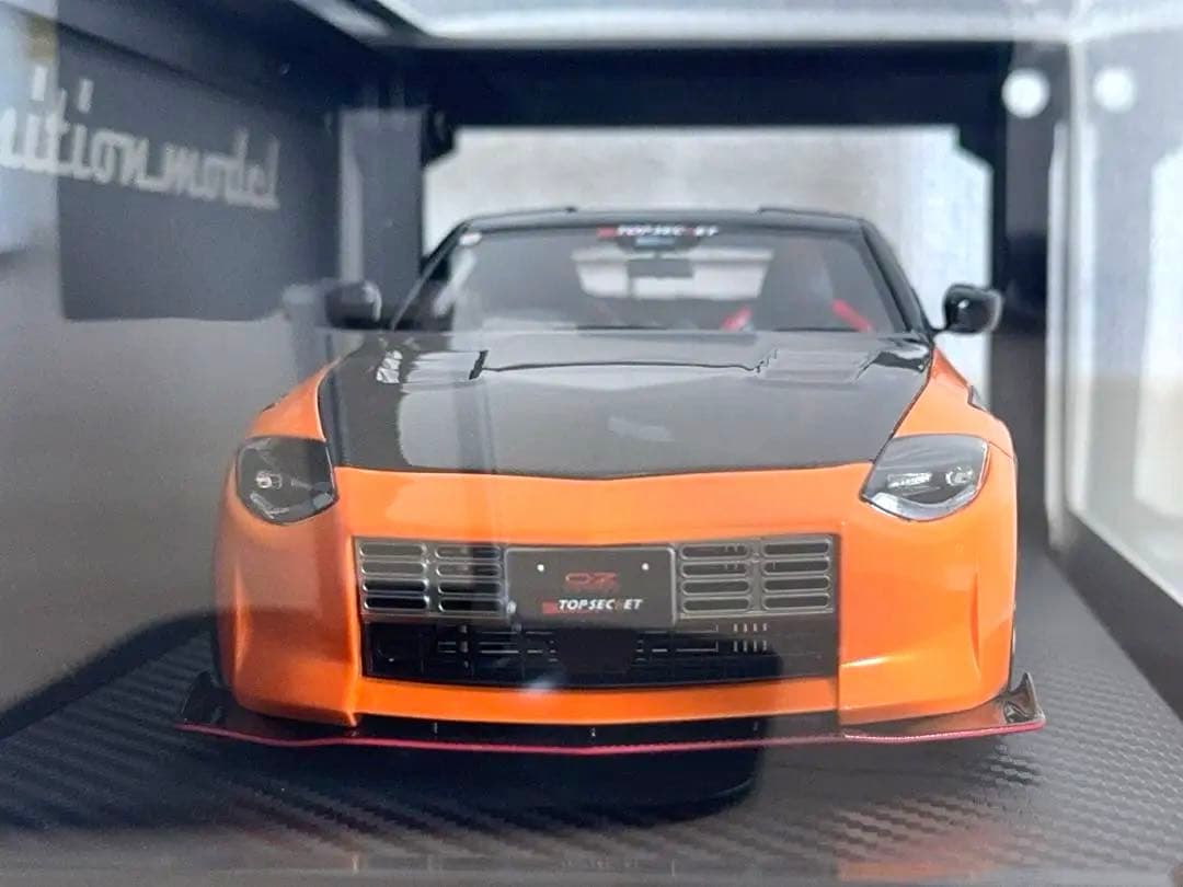 【新品未使用】1/18 TOP SECRET Fairlady Z (RZ34)