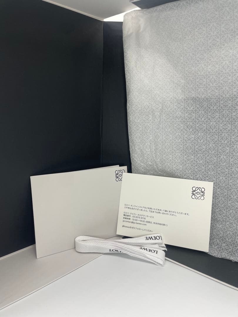 LOEWE アイボリー モヘアマフラー（ショッパー付き）