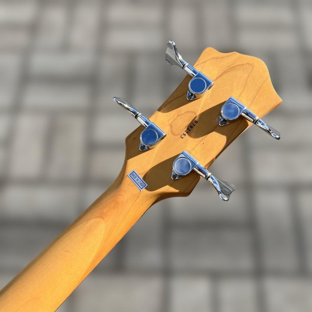 B.C.Rich Warlock Bass エレキベース