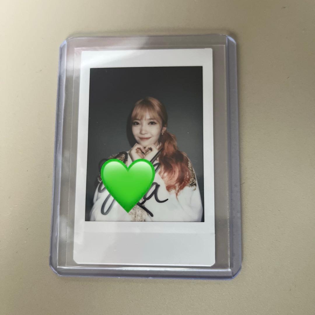 直筆サイン入りインスタント写真 マユカ