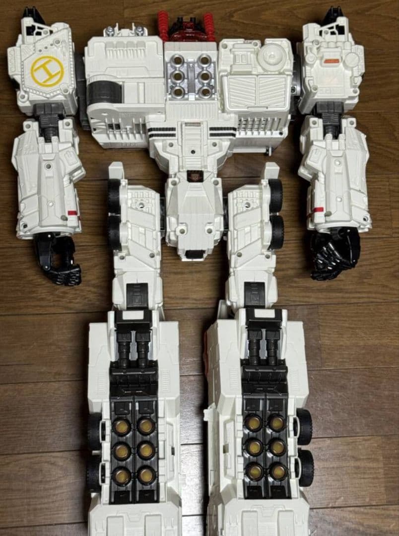 欠品多数②トランスフォーマー レジェンズ LG-EX メトロフレックス