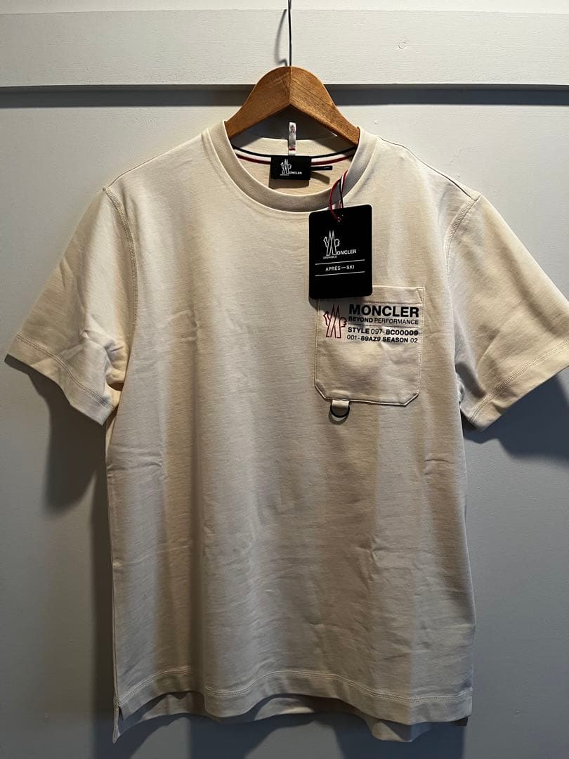 MONCLER アイボリー Tシャツ BEYOND PERFORMANCE