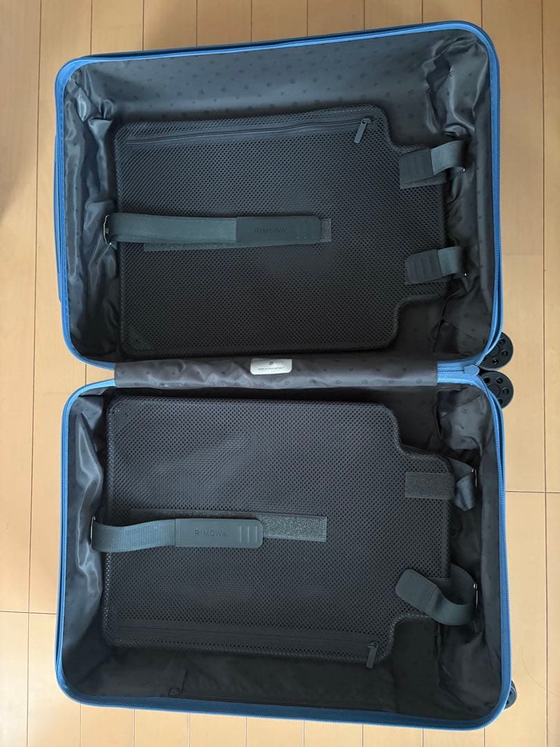 RIMOWA エッセンシャル キャビン