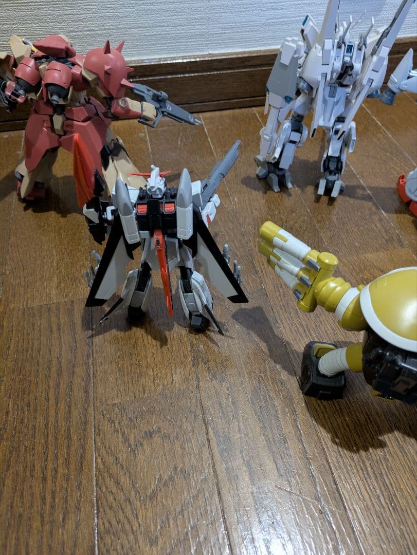プラモデル ガンダム　ガンプラ　HG 他　ジャンク　武器　完成品　まとめ売り
