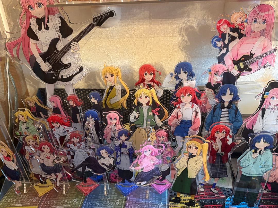 貴重なぼっち・ざ・ろっく！アクリルスタンドまとめてお譲りします！ ぼざろアクスタ