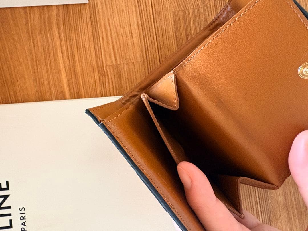 【CELINE】トリオンフ スモール 三つ折り財布 箱付き