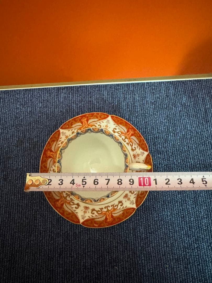 1603 有田焼 賞美堂 其泉窯 赤濃金彩唐草コーヒー碗皿2客セット 未使用品