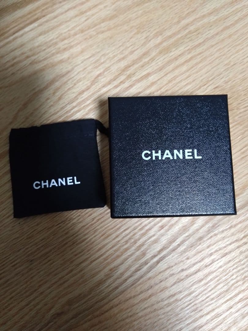 CHANEL ココマーク パール ブローチ