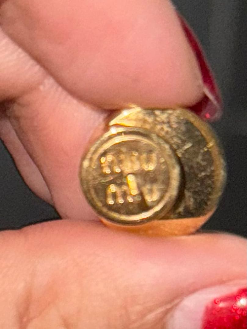 miu miu ゴールド ピンク