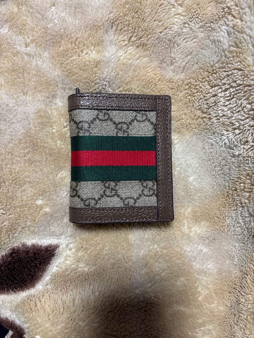 【美品】GUCCI レディース2つ折り財布