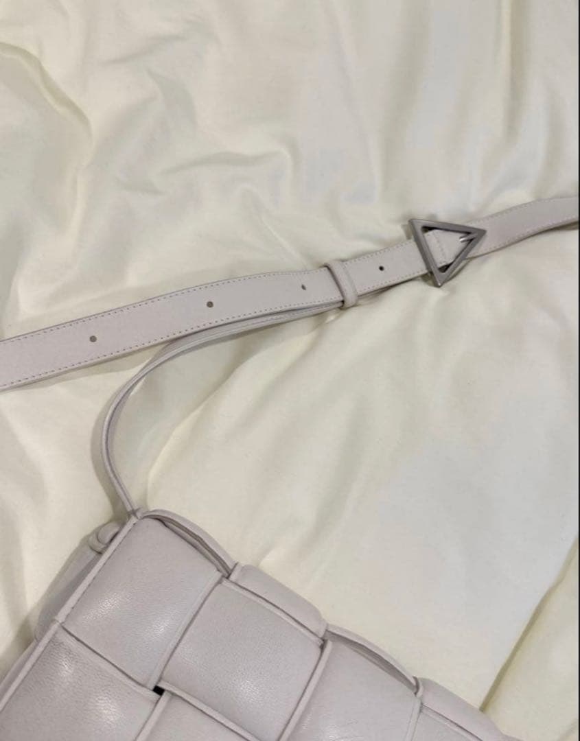 BOTTEGA VENETA ボッテガヴェネタ パデットカセット