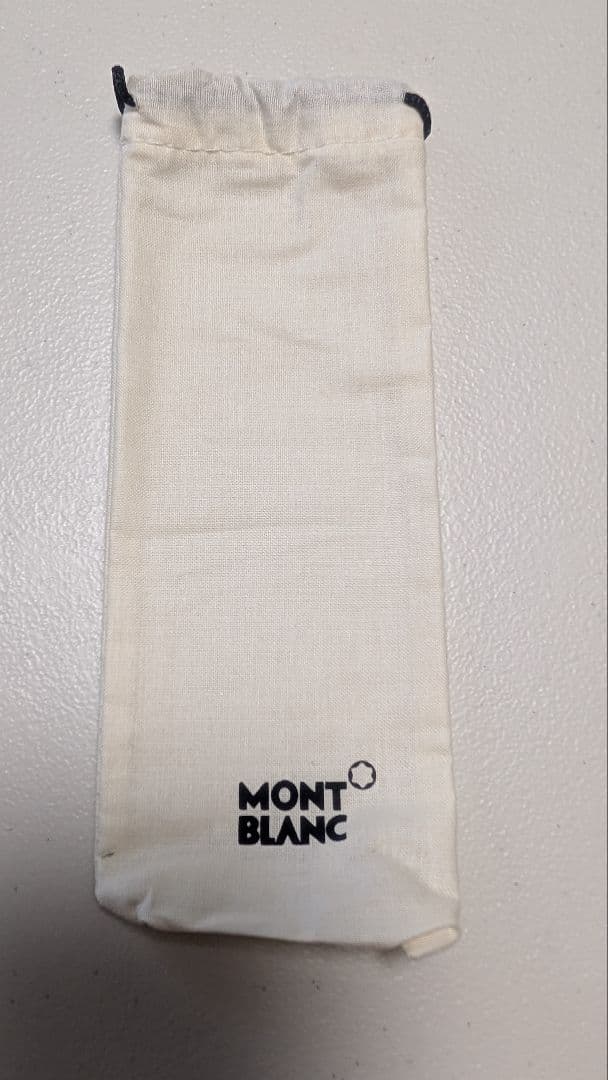 【限定品】モンブラン 万年筆 スターウォーカー ブラックミステリー ペンケース