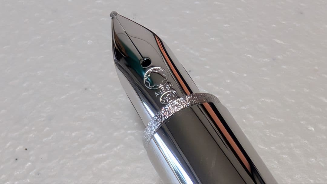 【限定品】モンブラン 万年筆 スターウォーカー ブラックミステリー ペンケース