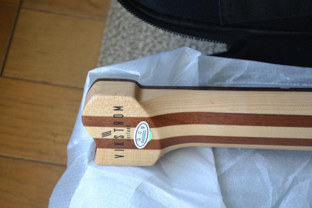 【未使用】VIKSTROM GUITARS VSMH-260 NTLナチュラル